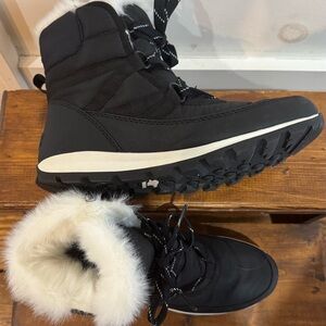 Sorel Black and White Winter Boots with Faux Fur